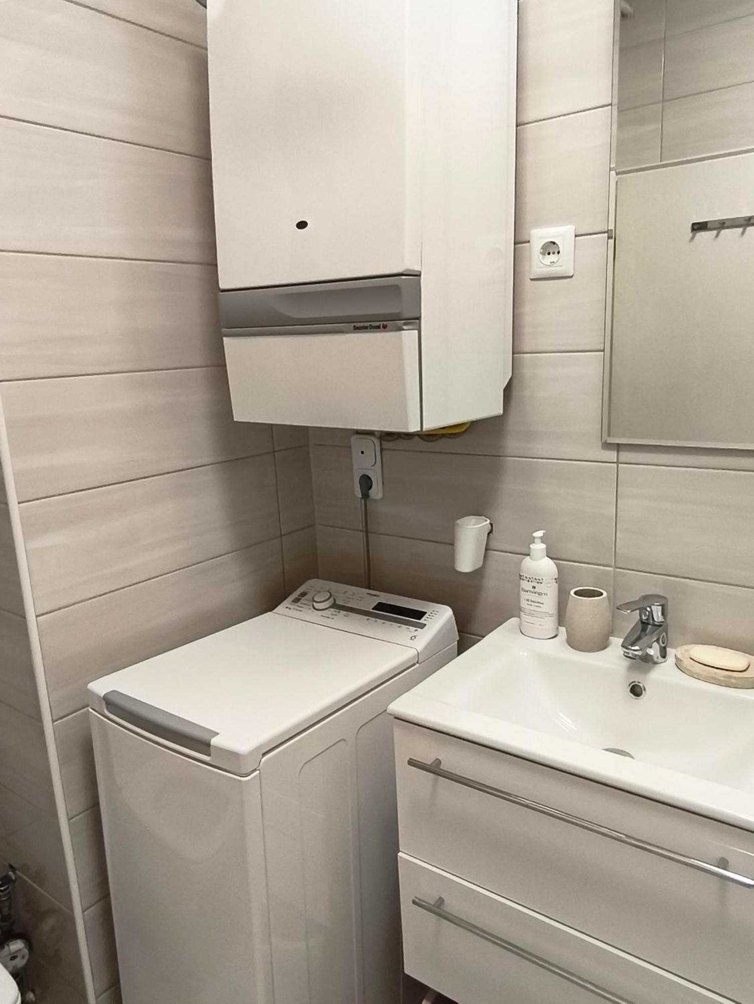 Britannica Apartment Heviz Ngoại thất bức ảnh